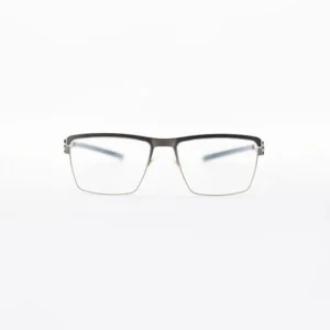 ic! Berlin model francois s. pearl