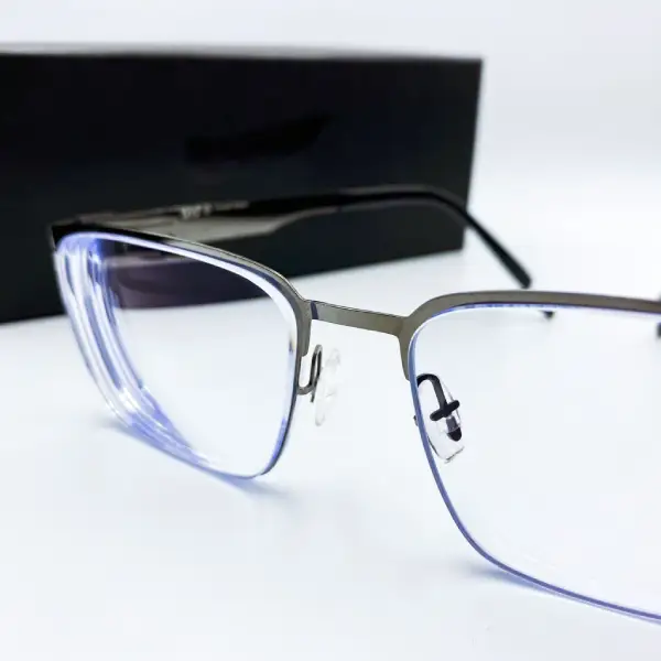 กรอบแว่น Aroon เลนส์ Essilor Varilux Comfort f360 BlueUV capture 1.63