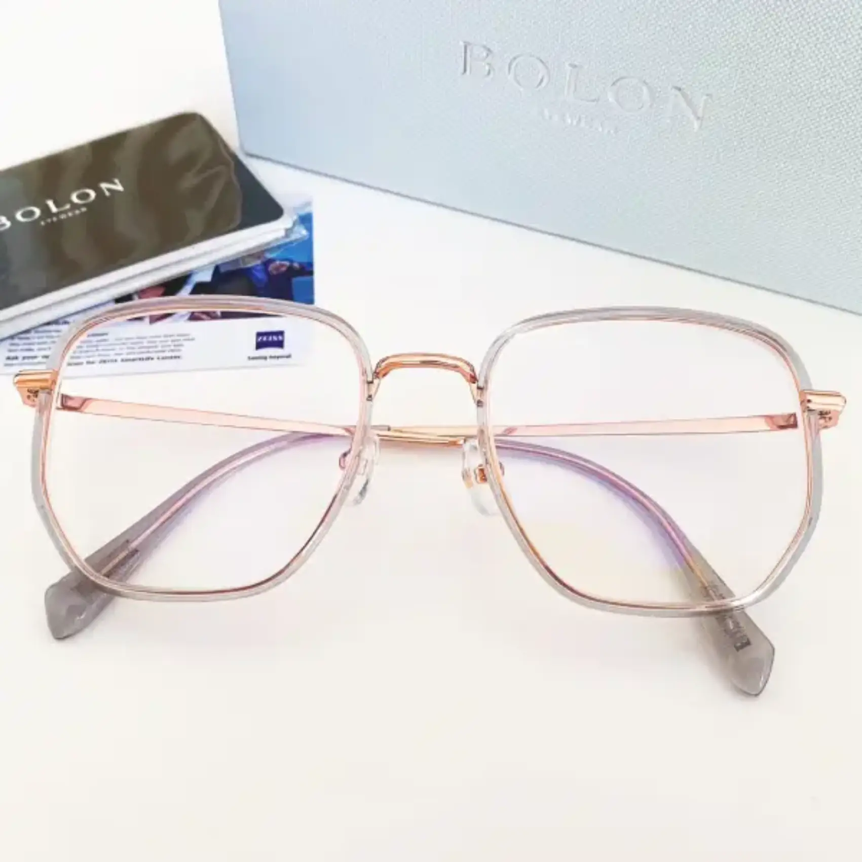 กรอบแว่น Bolon เลนส์ Zeiss Single Vision Rx 1.60 Superb DuraVision Platinum Blueprotect2