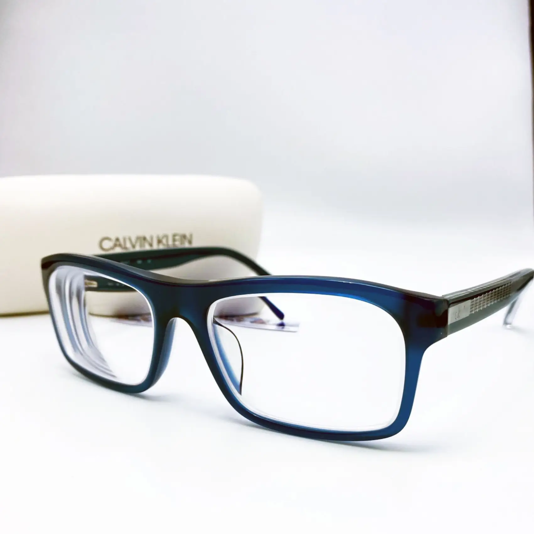 กรอบแว่น Calvin klein เลนส์ Zeiss Smartlife Superb 1.60 Blue protect3