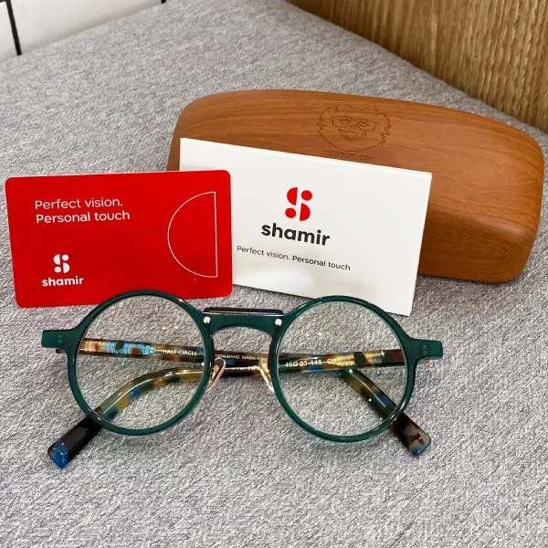 กรอบแว่น HALF CIRCLE POINT เลนส์ โปรเกรสซีฟ shamir รุ่น Autograph intouch As worn2