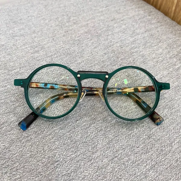 กรอบแว่น HALF CIRCLE POINT เลนส์ โปรเกรสซีฟ shamir รุ่น Autograph intouch As worn3