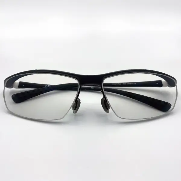 กรอบแว่น Nike เลนส์ Essilor 1.60 Varilux comfort max Transitions Grey3