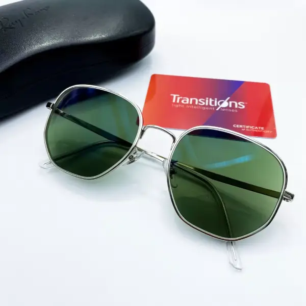 กรอบแว่น Rayban เลนส์ Essilor 1.50 Eyezen Plus SapphireHR Transition Green