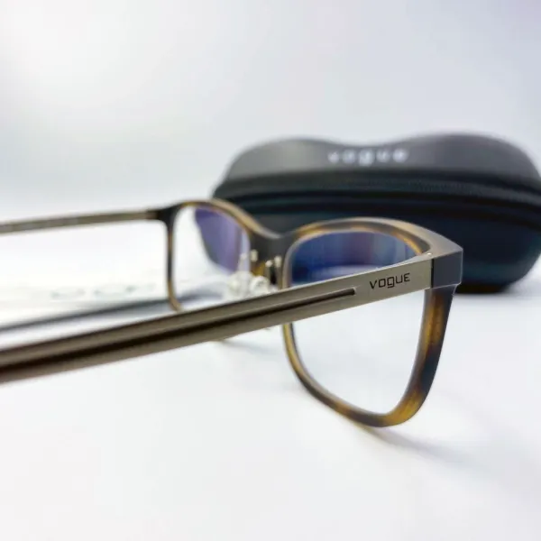 กรอบแว่น Vogue เลนส์ Rodenstock 1.50 Multigressive B.I.G NORM Allround Solitaire Protect Balance 23